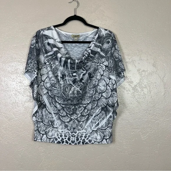 5 for $30 One world Women gray white floral blouse size M - Picture 10 of 16
